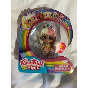 Mystabella KindiKids Minis Bobble Moose NIB New Bobblehead Figurine Glittery Eye